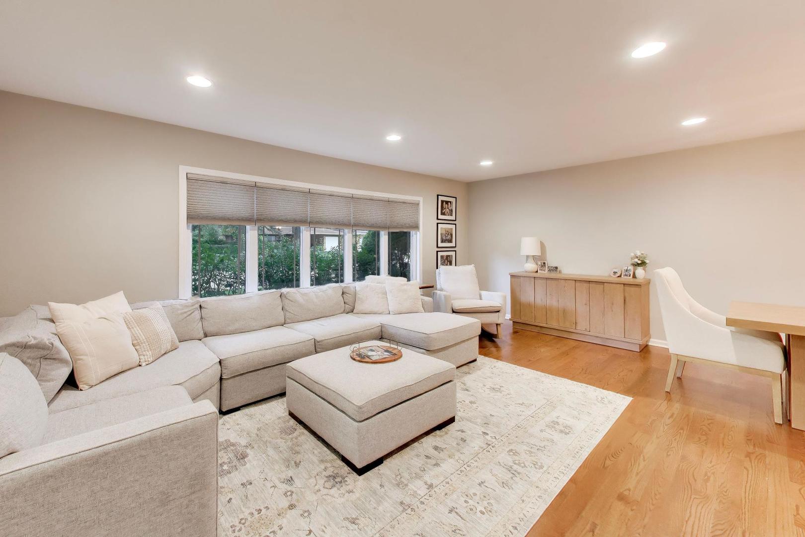 544 Park Plaine Avenue