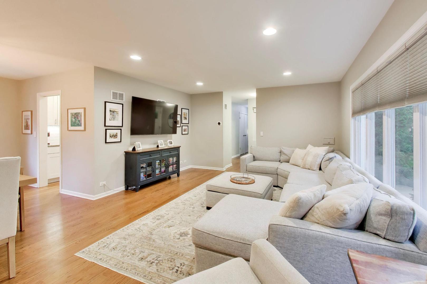 544 Park Plaine Avenue