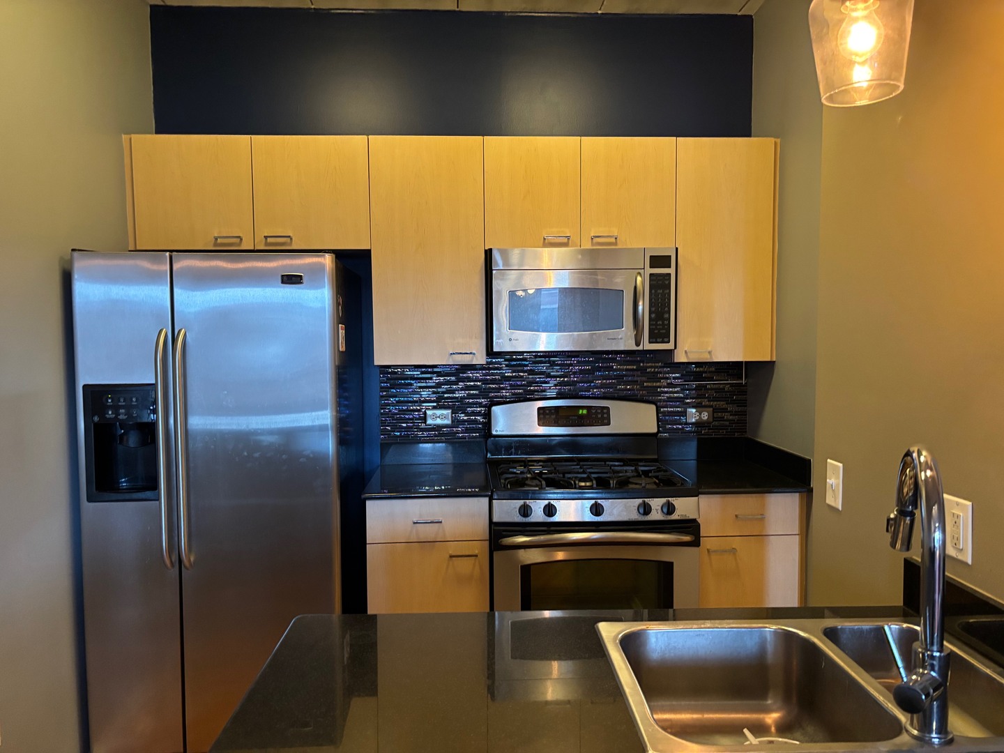 1430 S Michigan Avenue 410