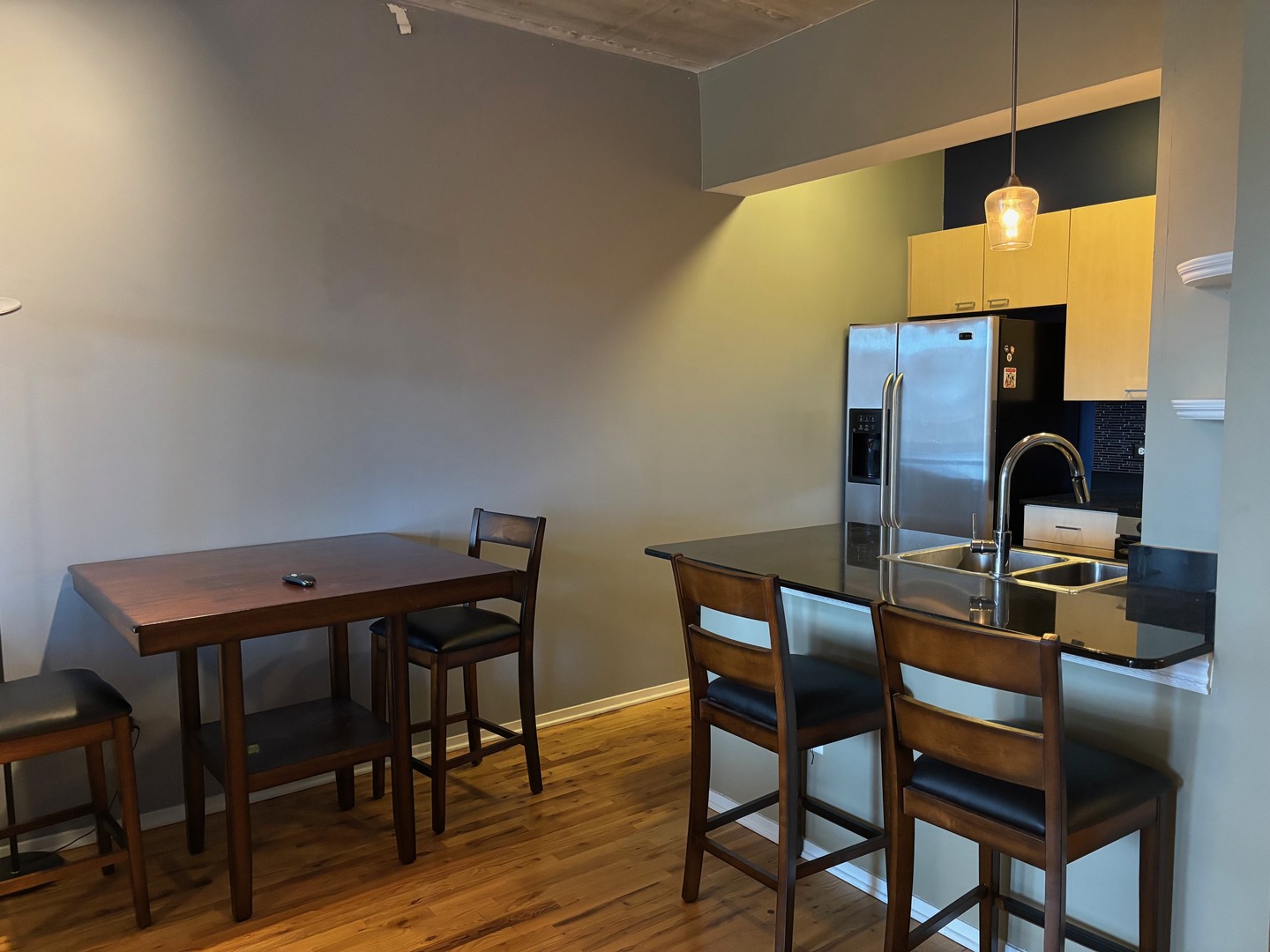 1430 S Michigan Avenue 410