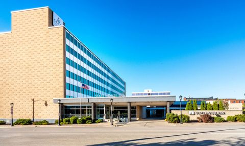 101 E Adams Street Springfield IL 62701