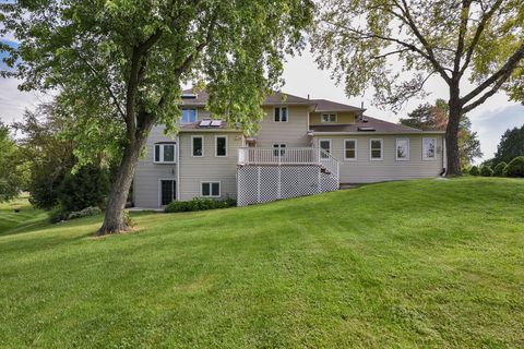 Tiny photo for 190 Betty Drive, Inverness, IL 60010 (MLS # 12674631)