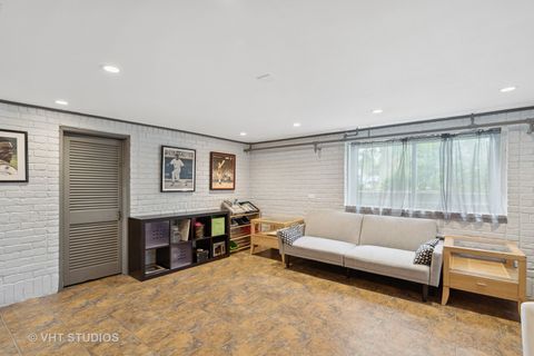 Tiny photo for 5720 Dunham Road, Downers Grove, IL 60516 (MLS # 12369166)