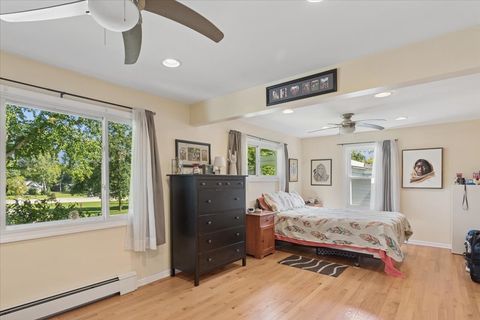 Tiny photo for 5720 Dunham Road, Downers Grove, IL 60516 (MLS # 12369166)