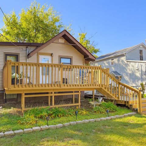 Tiny photo for 943 Charles Street, Aurora, IL 60506 (MLS # 12492277)