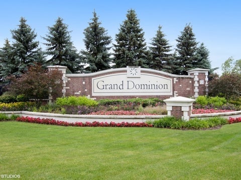 Tiny photo for 3737 Canton Circle, Mundelein, IL 60060 (MLS # 12691140)