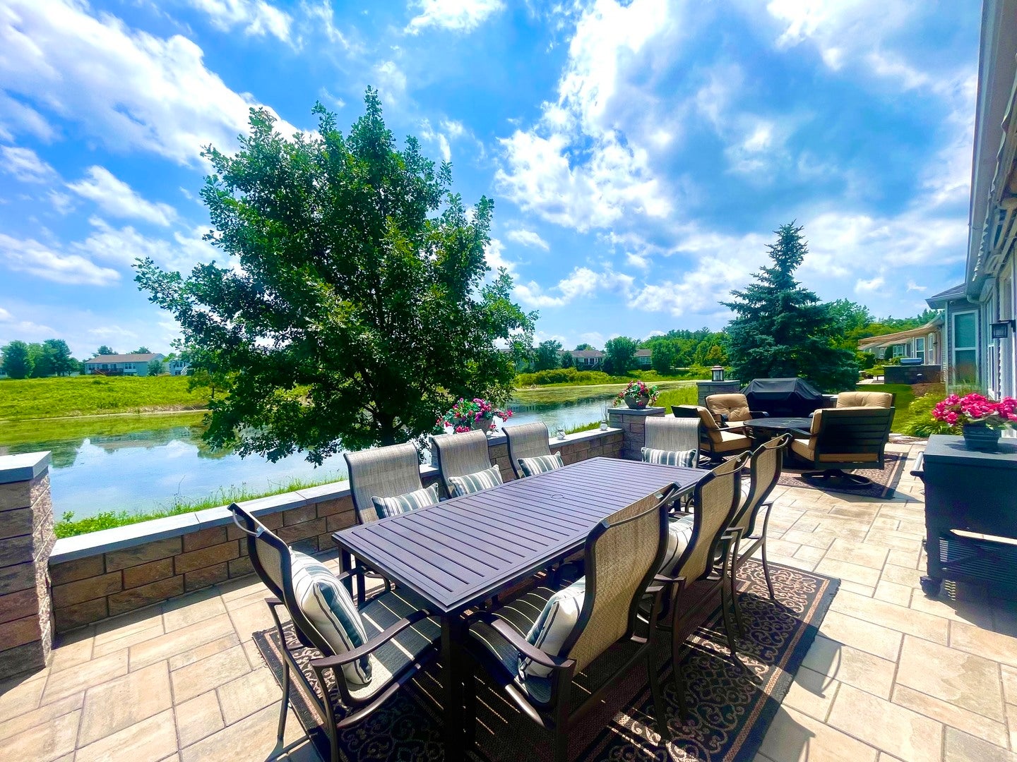 3737 Canton Circle