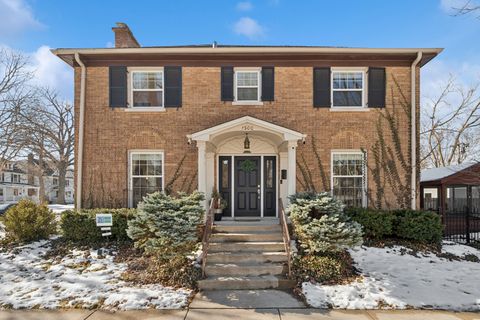 Photo of 1500 FOREST Avenue, Wilmette, IL 60091 (MLS # 12529560)