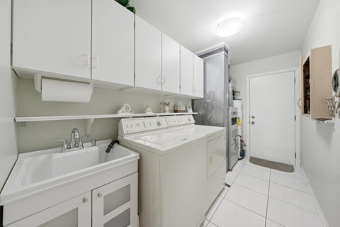 Tiny photo for 11553 AUTOBAHN Drive E #201, Palos Park, IL 60464 (MLS # 12739294)