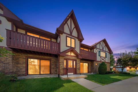 Tiny photo for 11553 AUTOBAHN Drive E #201, Palos Park, IL 60464 (MLS # 12739294)