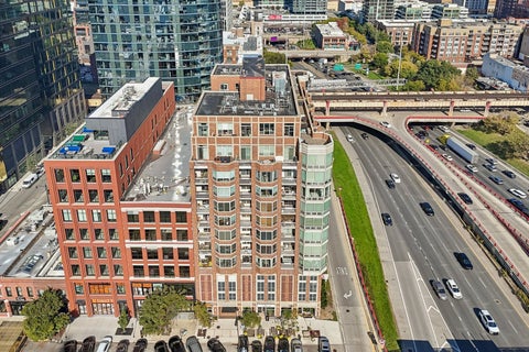 Tiny photo for 720 W Randolph Street #701, Chicago, IL 60661 (MLS # 12788539)