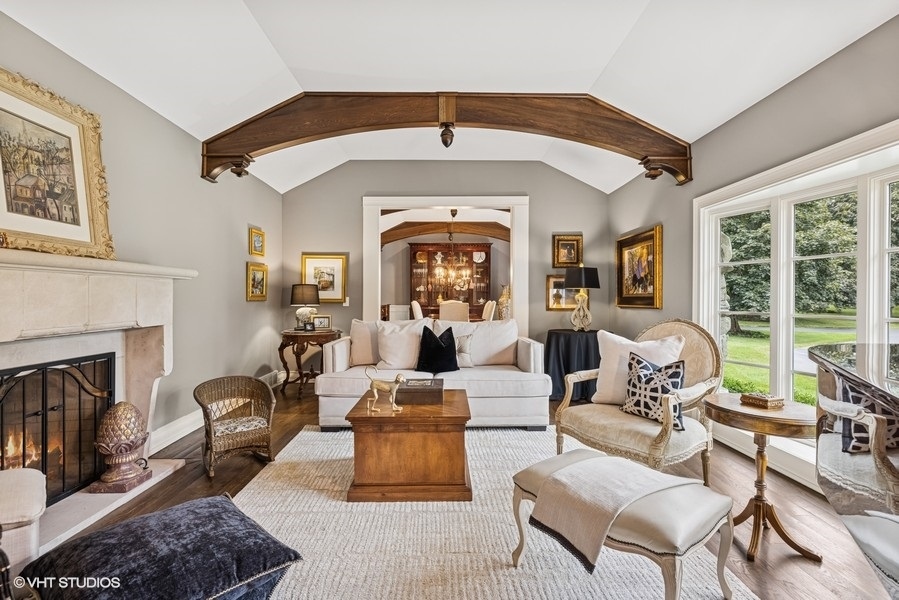 Barrington Hills, Illinois, 60010, United States, 6 Bedrooms Bedrooms, ,4 BathroomsBathrooms,Residential,Active,2020552