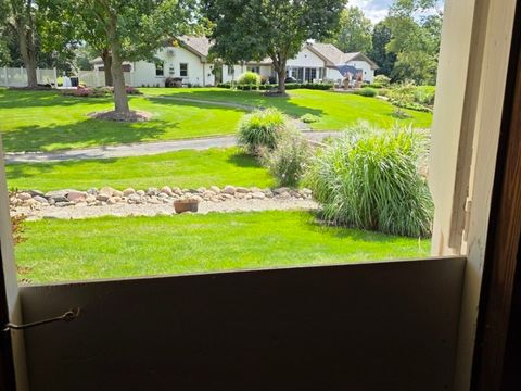 Tiny photo for 404 Caesar Drive, Barrington Hills, IL 60010 (MLS # 12554106)
