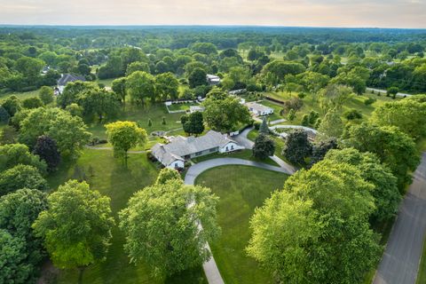 Tiny photo for 404 Caesar Drive, Barrington Hills, IL 60010 (MLS # 12554106)