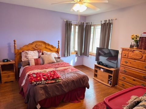 Tiny photo for 614 N Cornelia Street, Joliet, IL 60435 (MLS # 12574316)