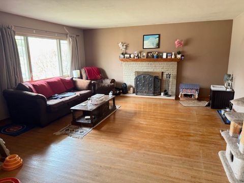 Tiny photo for 614 N Cornelia Street, Joliet, IL 60435 (MLS # 12574316)