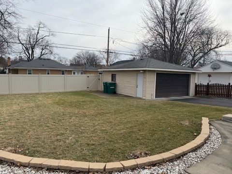 Tiny photo for 614 N Cornelia Street, Joliet, IL 60435 (MLS # 12574316)