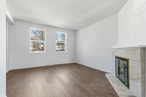 Tiny photo for 2015 W 5th Street, Davenport, IA 52802 (MLS # 12588418)