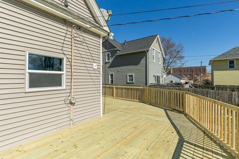 Tiny photo for 2015 W 5th Street, Davenport, IA 52802 (MLS # 12588418)