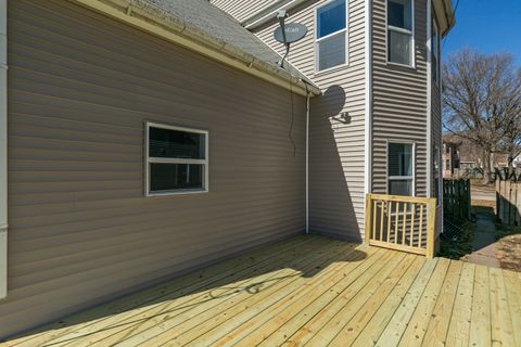 Tiny photo for 2015 W 5th Street, Davenport, IA 52802 (MLS # 12588418)