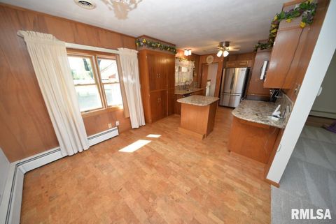 Tiny photo for 11455 E Richview Road, Mt Vernon, IL 62864 (MLS # EB459934)