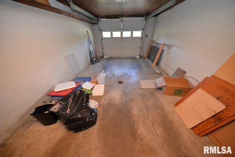 Tiny photo for 11455 E Richview Road, Mt Vernon, IL 62864 (MLS # EB459934)