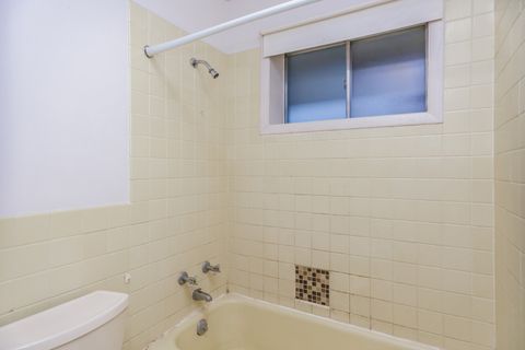 Tiny photo for 1321 W BIRCHWOOD Avenue #309, Chicago, IL 60626 (MLS # 12519139)