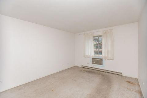 Tiny photo for 1321 W BIRCHWOOD Avenue #309, Chicago, IL 60626 (MLS # 12519139)