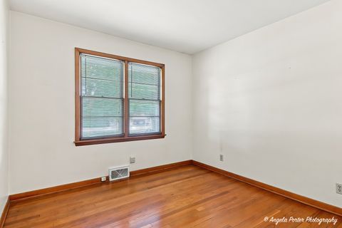Tiny photo for 303 N Green Street, McHenry, IL 60050 (MLS # 12713205)