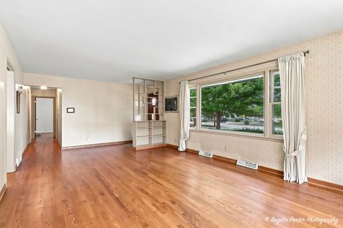 Tiny photo for 303 N Green Street, McHenry, IL 60050 (MLS # 12713205)
