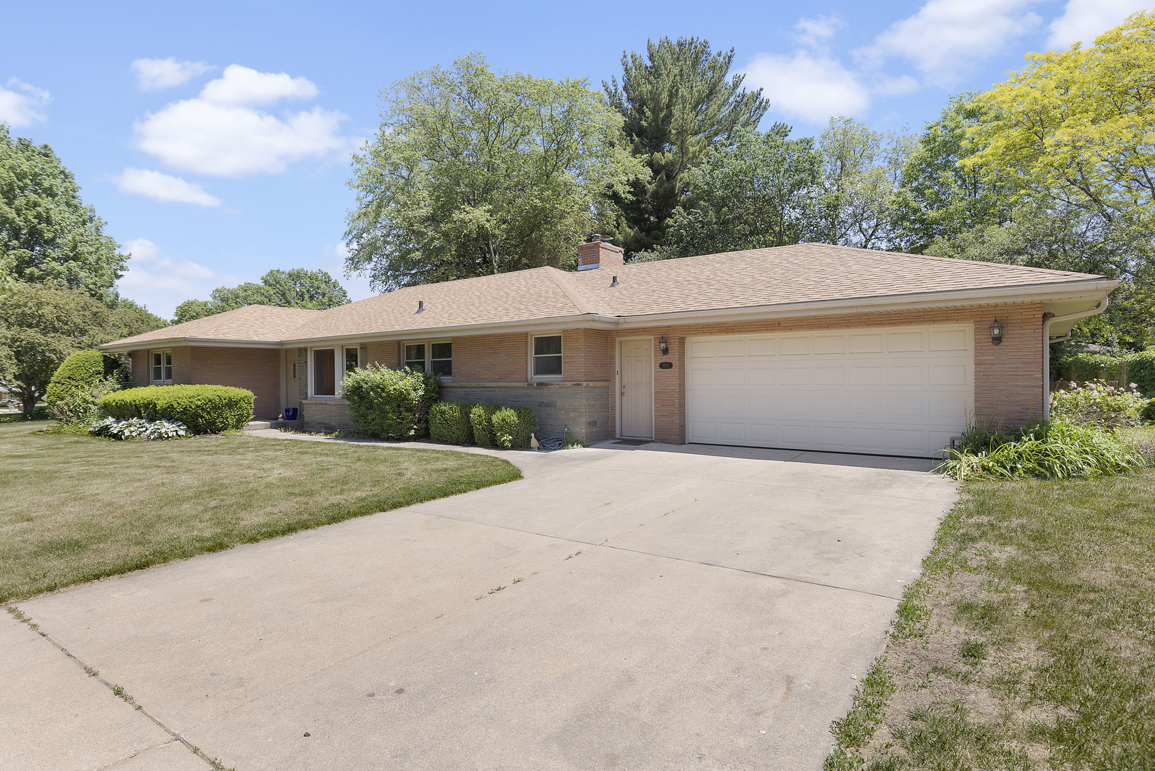Properties 1 1915 GREENFIELD Lane