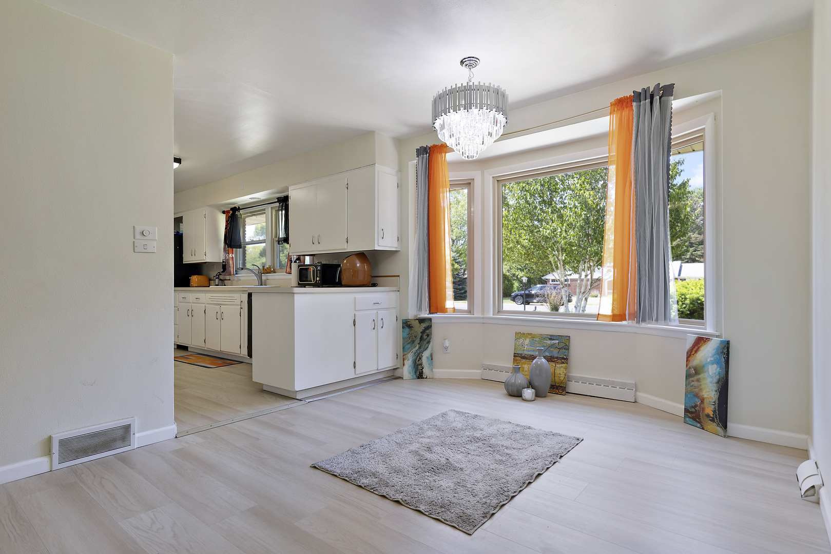 Properties 3 1915 GREENFIELD Lane