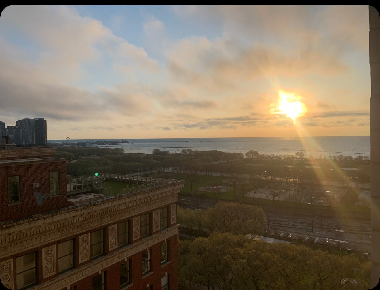 910 S Michigan Avenue 1306