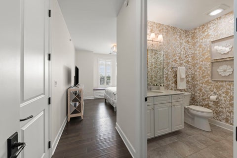 Tiny photo for 149 W Kennedy Lane #407, Hinsdale, IL 60521 (MLS # 12697033)