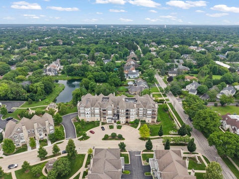 Tiny photo for 149 W Kennedy Lane #407, Hinsdale, IL 60521 (MLS # 12697033)