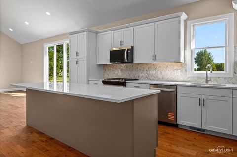 Tiny photo for 2898 N 4450th Road, Sandwich, IL 60548 (MLS # 12464870)