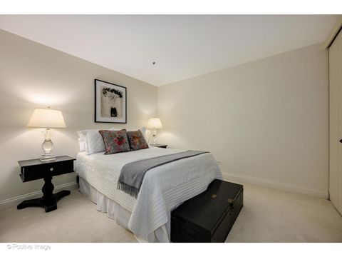 Tiny photo for 950 N MICHIGAN Avenue #2305, Chicago, IL 60611 (MLS # 12608786)