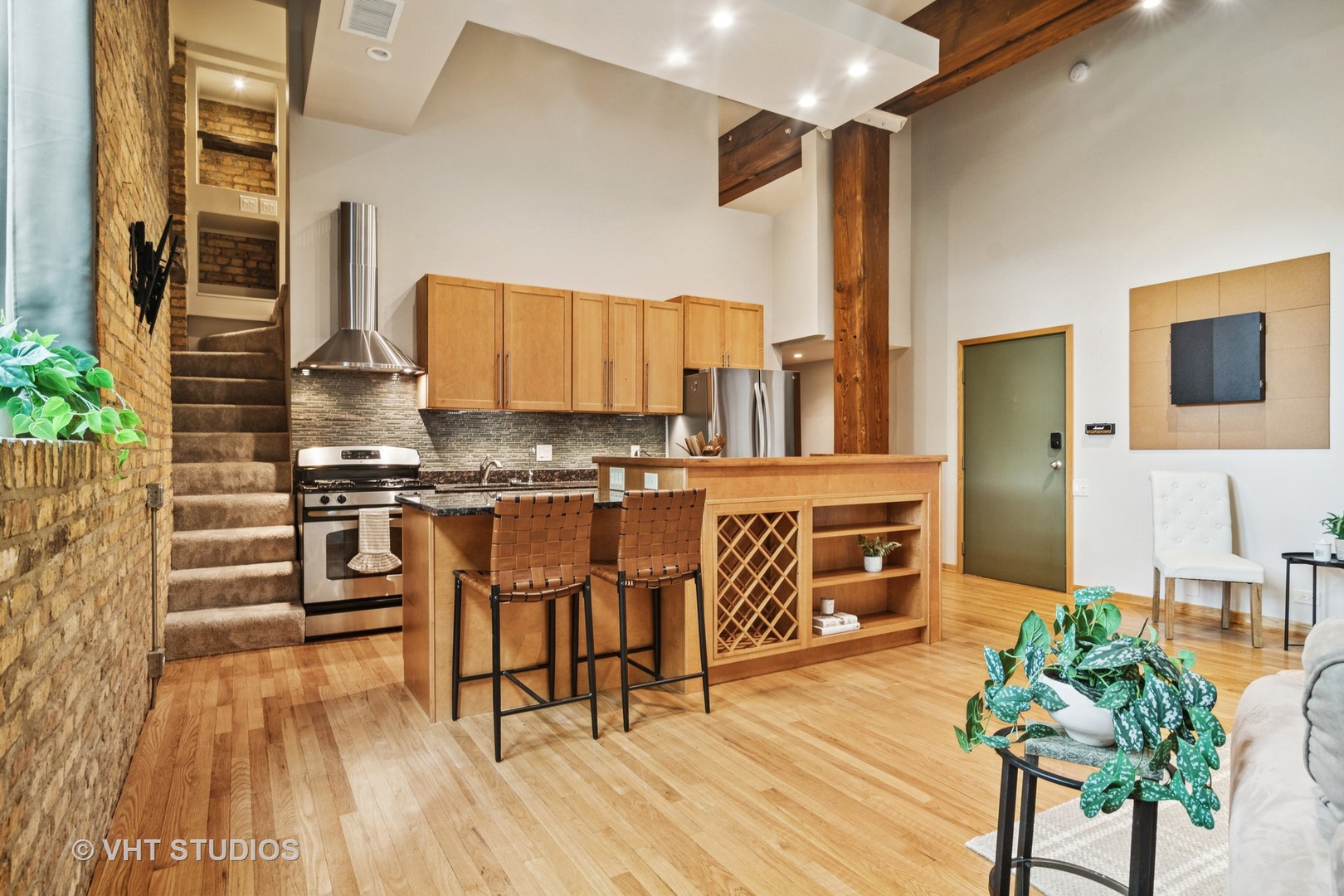 2510 N Wayne Avenue 103
