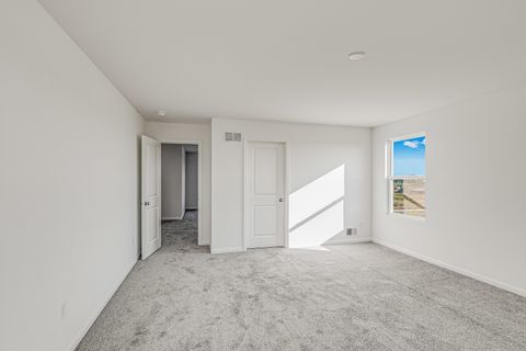 Tiny photo for 512 Endicott Road, South Elgin, IL 60177 (MLS # 12485332)