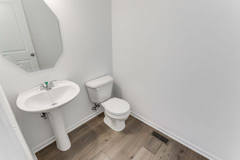 Tiny photo for 512 Endicott Road, South Elgin, IL 60177 (MLS # 12485332)