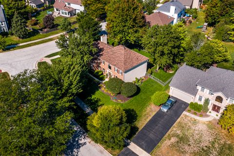 Tiny photo for 2310 Wyndham Court, Aurora, IL 60504 (MLS # 12606294)