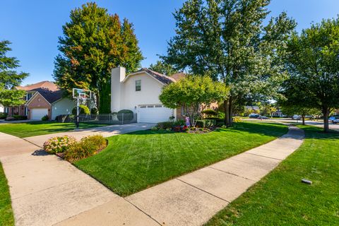 Tiny photo for 2310 Wyndham Court, Aurora, IL 60504 (MLS # 12606294)