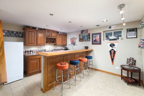 Tiny photo for 2310 Wyndham Court, Aurora, IL 60504 (MLS # 12606294)