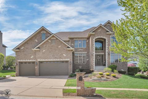 Photo of 10829 Warwick Lane, Orland Park, IL 60462 (MLS # 12680648)