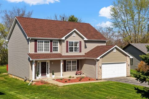 Tiny photo for 137 Lamplighter Loop, Poplar Grove, IL 61065 (MLS # 12624521)