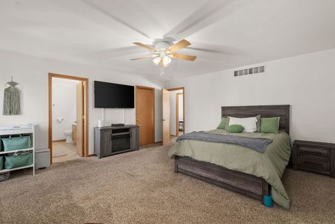 Tiny photo for 137 Lamplighter Loop, Poplar Grove, IL 61065 (MLS # 12624521)