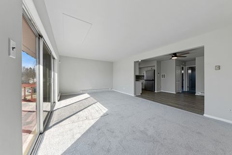 Tiny photo for 539 N Pleasant Drive #2D, Glenwood, IL 60425 (MLS # 12610863)