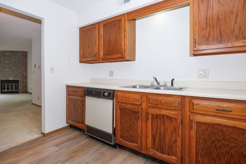 Tiny photo for 1010 Arlene Court #15, Bloomington, IL 61701 (MLS # 12476172)