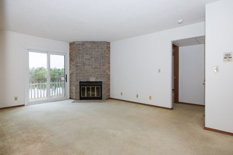 Tiny photo for 1010 Arlene Court #15, Bloomington, IL 61701 (MLS # 12476172)