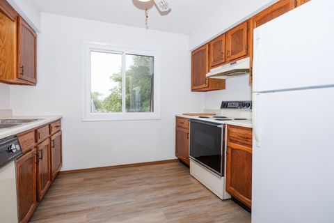 Tiny photo for 1010 Arlene Court #15, Bloomington, IL 61701 (MLS # 12476172)